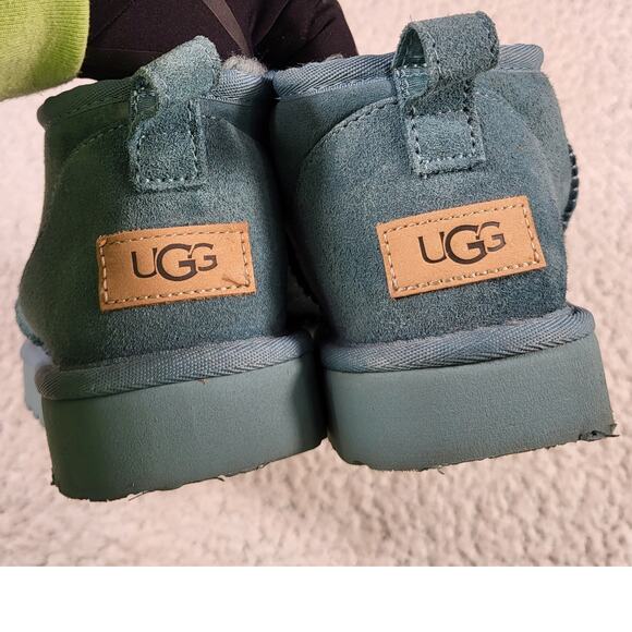 UGG Women's Classic Ultra Mini blue size women's bootie size 9 - Picture 2 of 8
